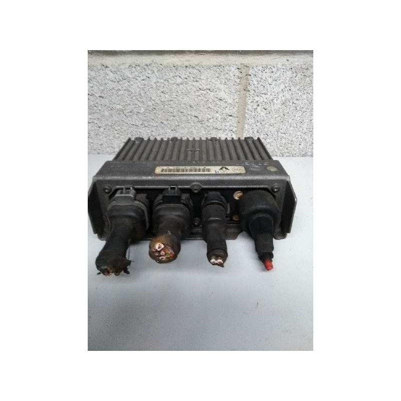 Recambio de centralita motor uce para renault safrane (b54) 2.2 turbodiesel referencia OEM IAM 7700107301 HOM7700868319 21648400