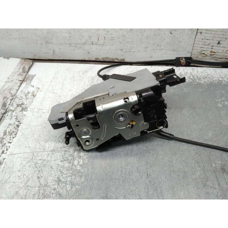 Recambio de motor cierre centralizado trasero izquierdo para citroën c4 picasso exclusive referencia OEM IAM   2006