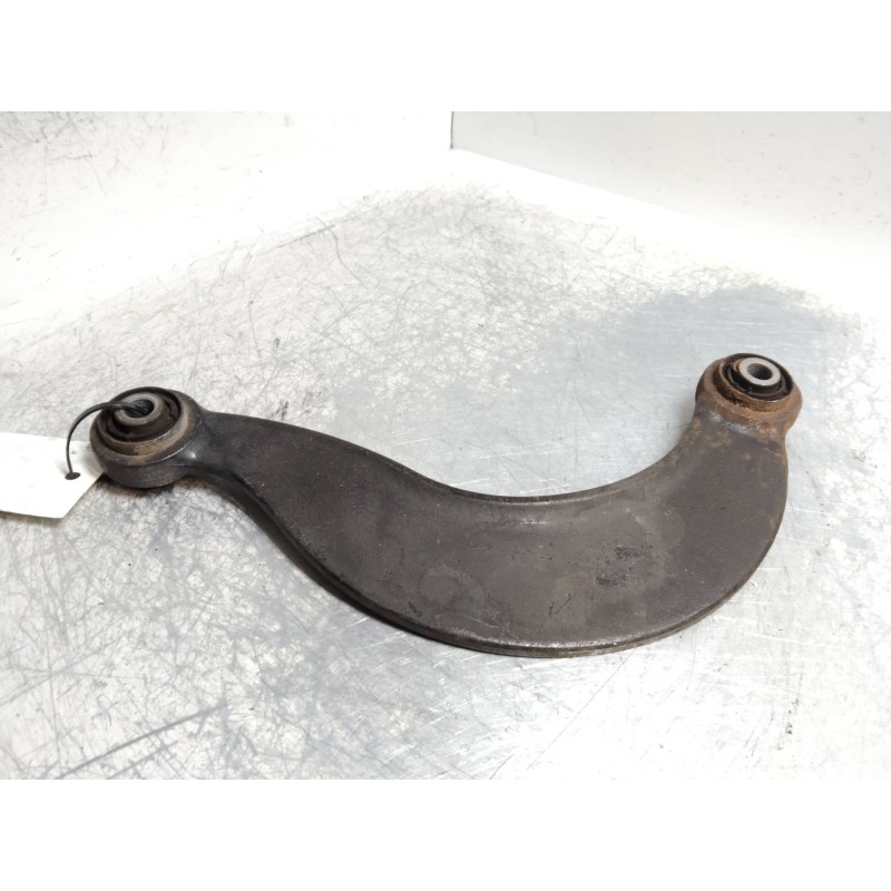 Recambio de brazo suspension superior trasero derecho para volvo s40 berlina 1.6 diesel cat referencia OEM IAM   