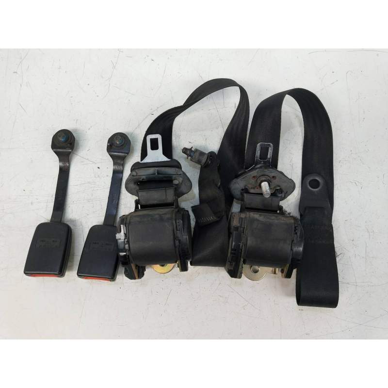 Recambio de juego cinturones delantero para ford escort berlina/turnier referencia OEM IAM  5P 1990