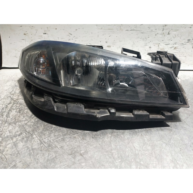 Recambio de faro derecho para renault laguna ii grandtour (kg0) expression pack referencia OEM IAM 7701061671 89900418 