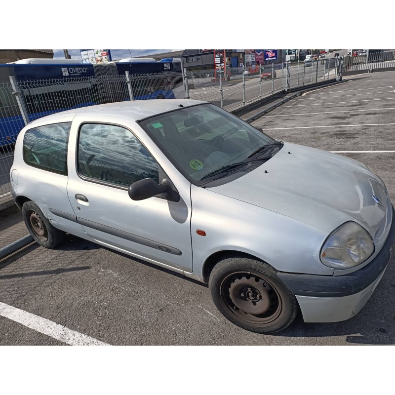 renault clio ii fase i (b/cbo) del año 2001