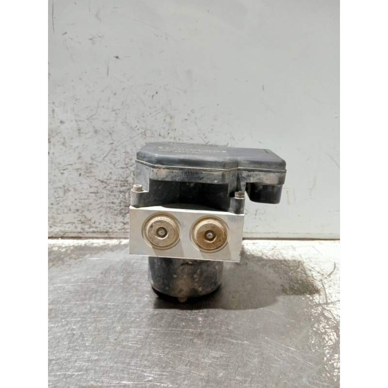 Recambio de abs para kia carnival ii (gq) 2.9 crdi referencia OEM IAM 5WY7213B 2K56T437AO BH60104700