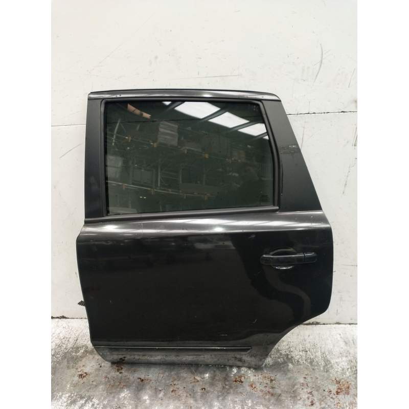 Recambio de puerta trasera izquierda para nissan note (e11, ne11) 1.5 dci referencia OEM IAM  5P 2006