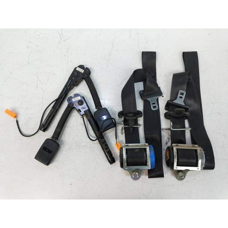 Recambio de juego cinturones delantero para ford fiesta (cbk) fun referencia OEM IAM   3P