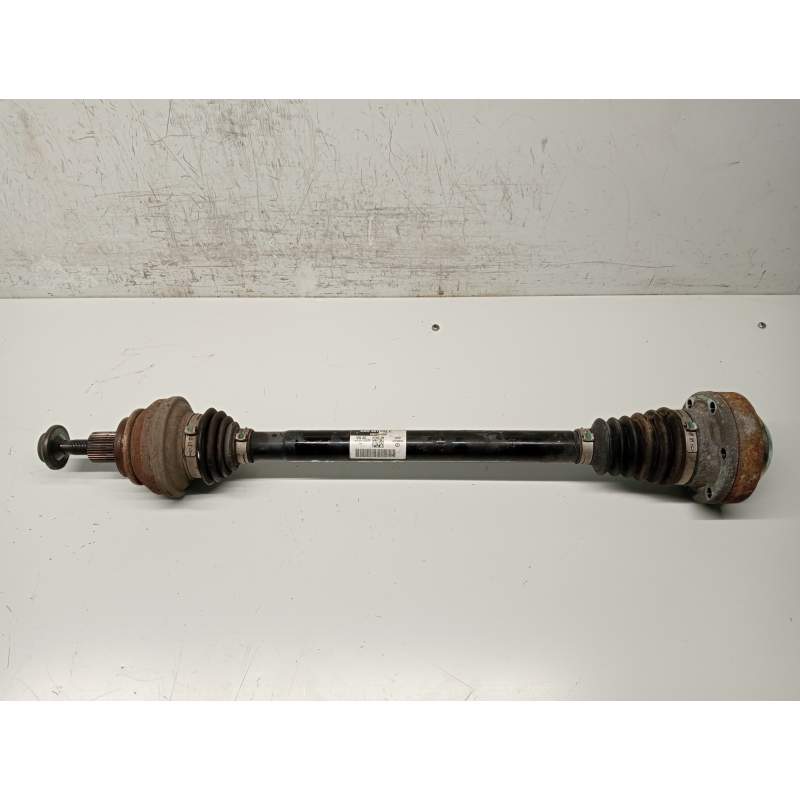 Recambio de transmision trasera derecha para audi a4 avant (8w5) sport edition quattro referencia OEM IAM 8W0501203E  