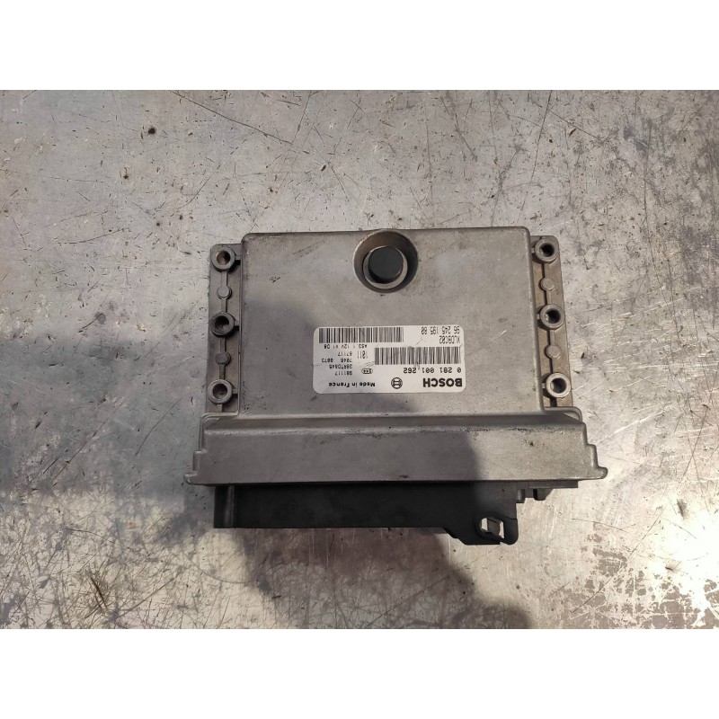 Recambio de centralita motor uce para citroen xantia berlina 1.9 td seduction referencia OEM IAM 0281001262 9624519580 BOSCH