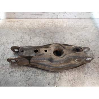BRAZO SUSPENSION INFERIOR TRASERO IZQUIERDO ANTERIOR 20D 2008