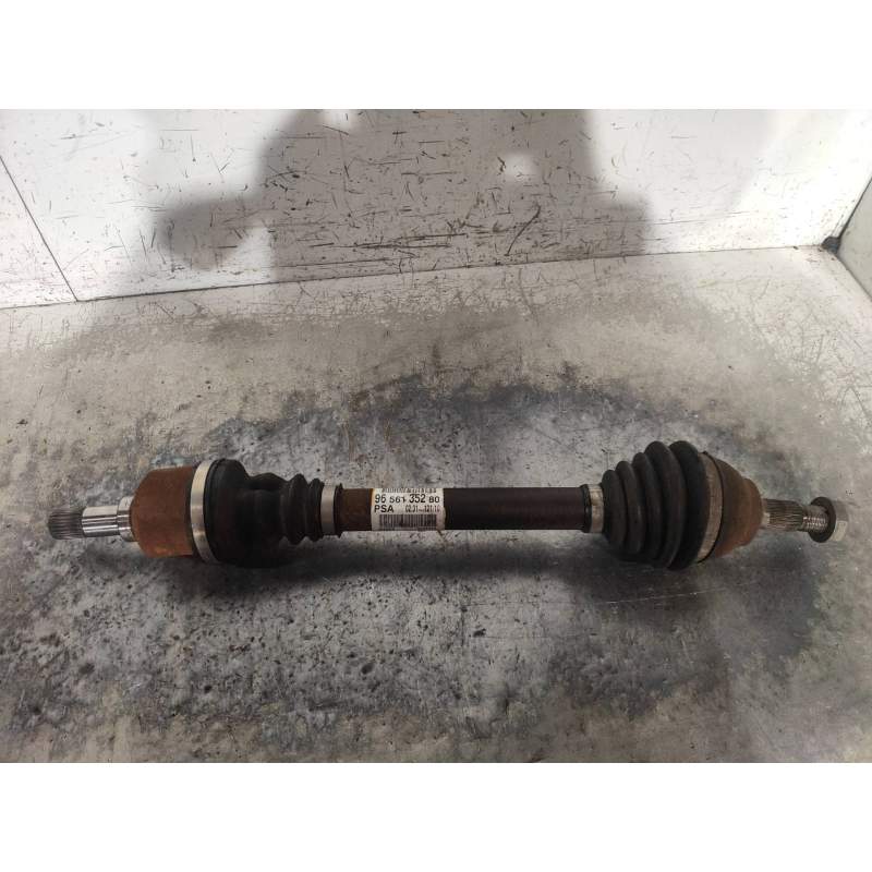 Recambio de transmision delantera izquierda para peugeot 207 sport referencia OEM IAM 9656135280 16HDI 2009