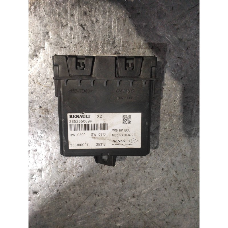 Recambio de modulo electronico para renault zoe bose referencia OEM IAM 285255069R MB2774008720 353180091