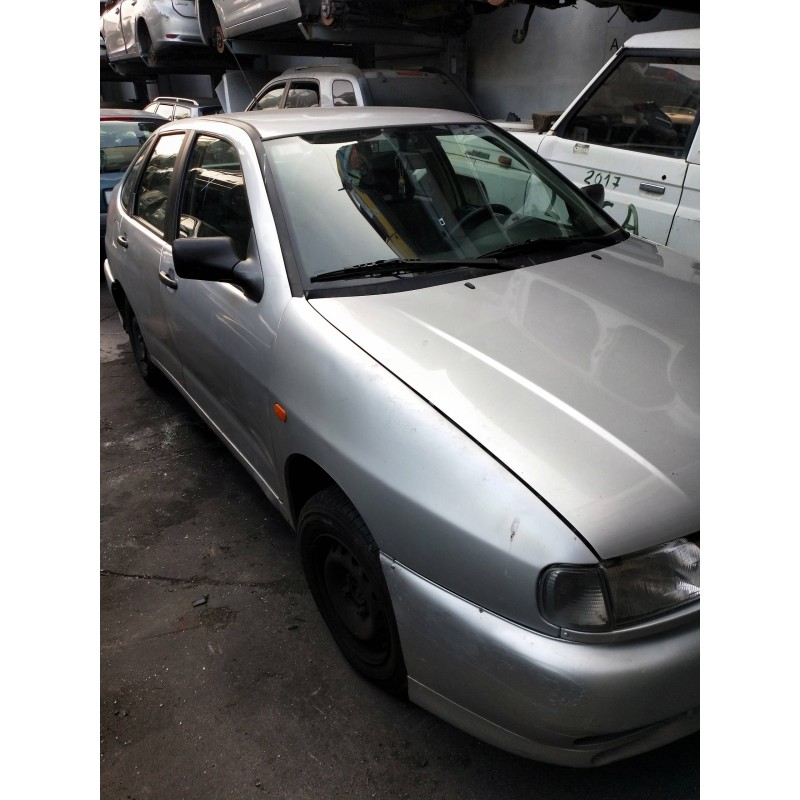 seat cordoba berlina (6k2) del año 1997