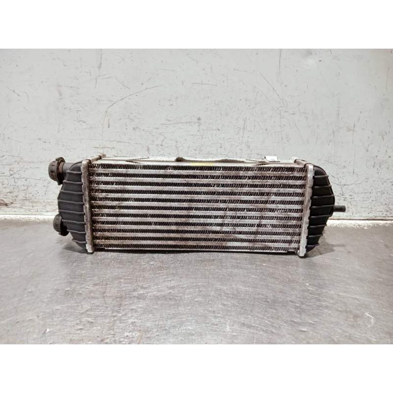 Recambio de intercooler para hyundai ix35 referencia OEM IAM 282702A850  