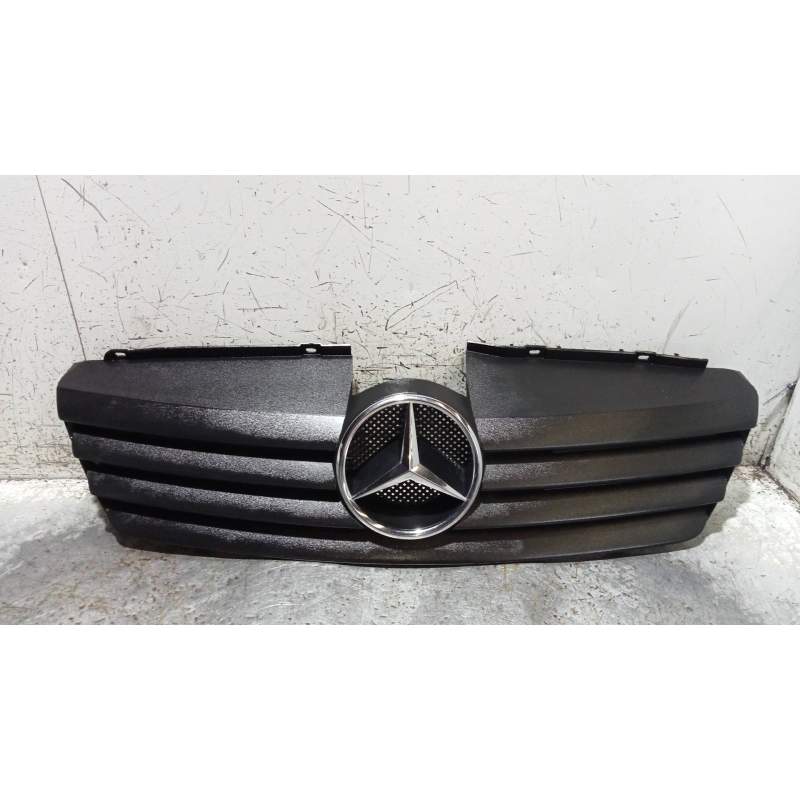 Recambio de rejilla delantera para mercedes-benz vaneo (w414) furgoneta compacta 1.6 cat referencia OEM IAM   