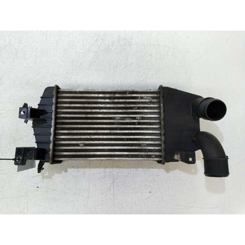 Recambio de intercooler para opel zafira b enjoy referencia OEM IAM 13240831  