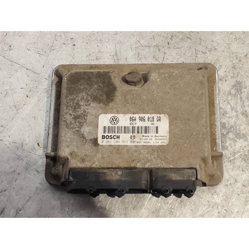 Recambio de centralita motor uce para skoda octavia berlina (1u2) ambiente referencia OEM IAM 0261206923 06A906018GR BOSCH