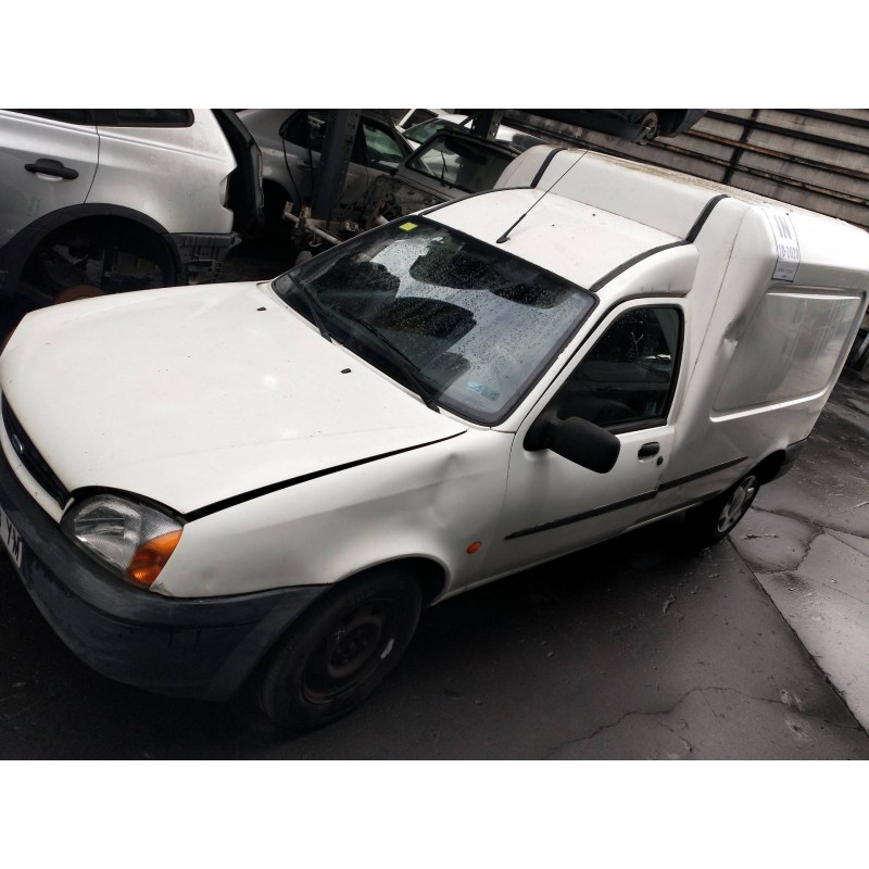 ford fiesta courier del año 1999