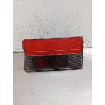PILOTO TRASERO DERECHO INTERIOR 1L0945094AL 1996