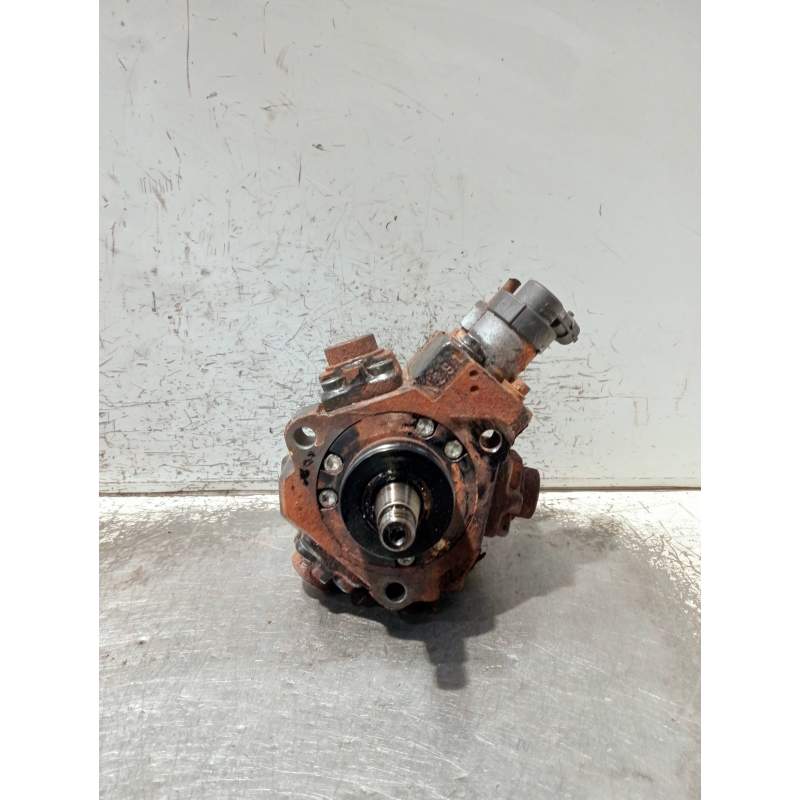 Recambio de bomba inyeccion para hyundai ix35 referencia OEM IAM 331002A420 0445010206 BOSCH