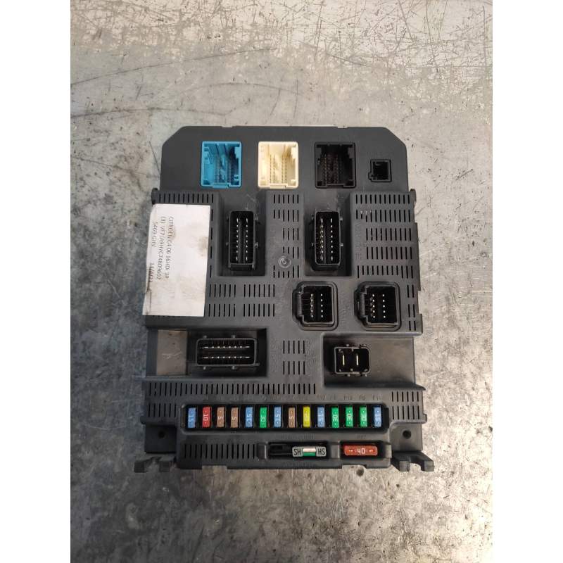 Recambio de caja reles / fusibles para citroën c4 coupe by loeb referencia OEM IAM 9663798480 BSI2004P0800 