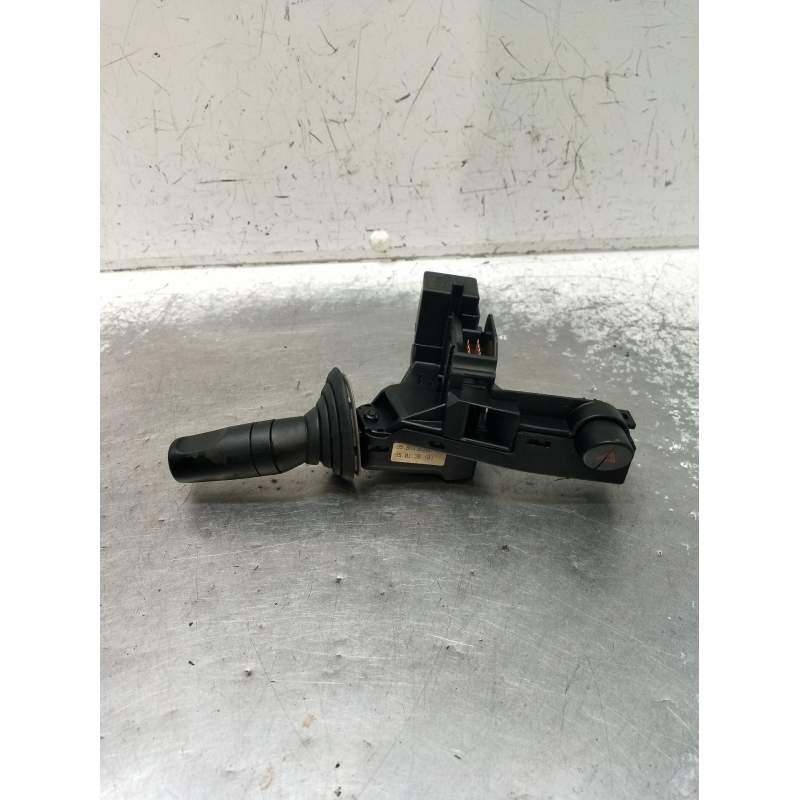 Recambio de mando luces para ford mondeo i turnier (bnp) 1.8 td referencia OEM IAM 93AG13350AB  1993