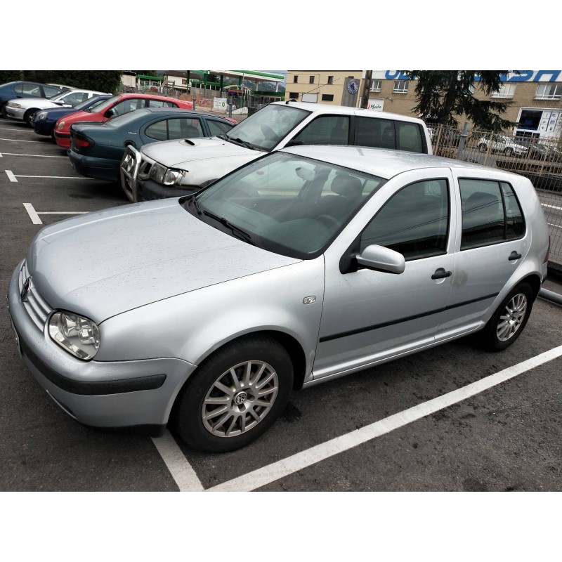 volkswagen golf iv berlina (1j1) del año 2001