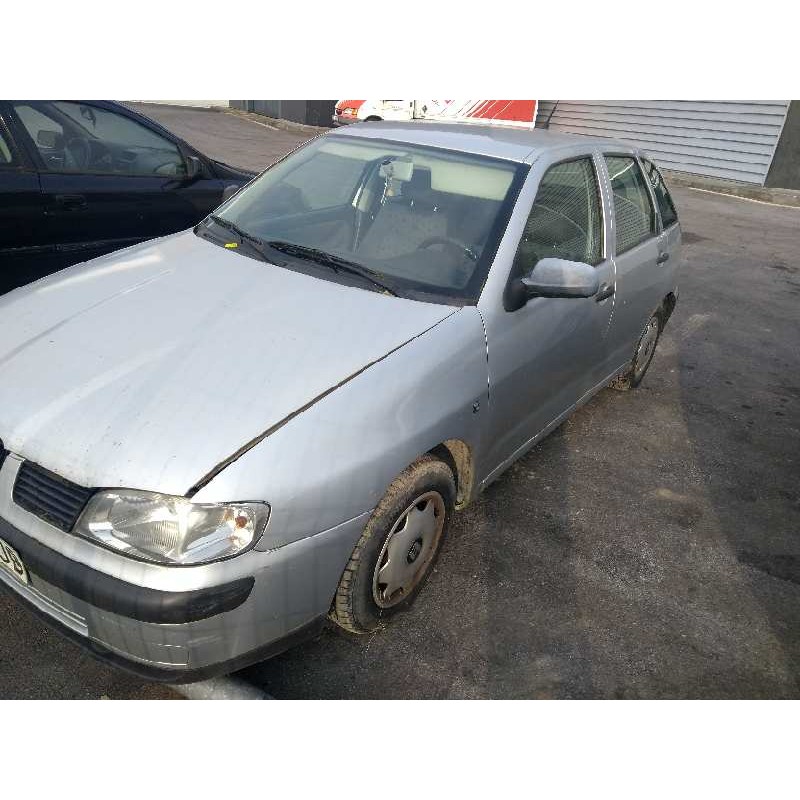 seat ibiza (6k1) del año 2001