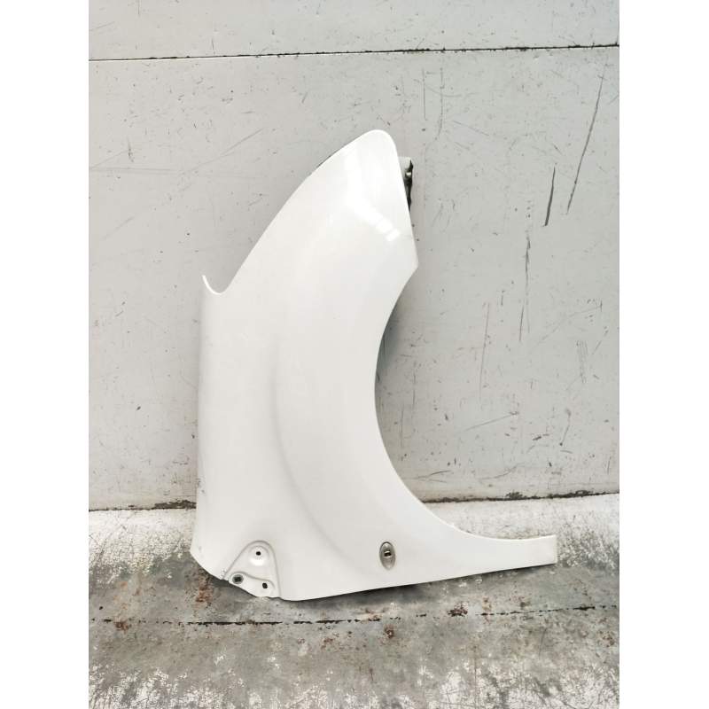 Recambio de aleta delantera derecha para peugeot partner furgoneta/monovolumen 1.6 hdi / bluehdi 75 referencia OEM IAM   2012