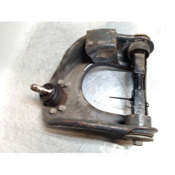 BRAZO SUSPENSION SUPERIOR DELANTERO DERECHO 