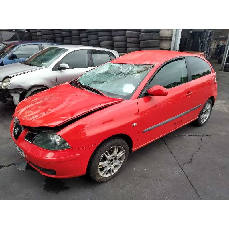 seat ibiza (6l1) del año 2002