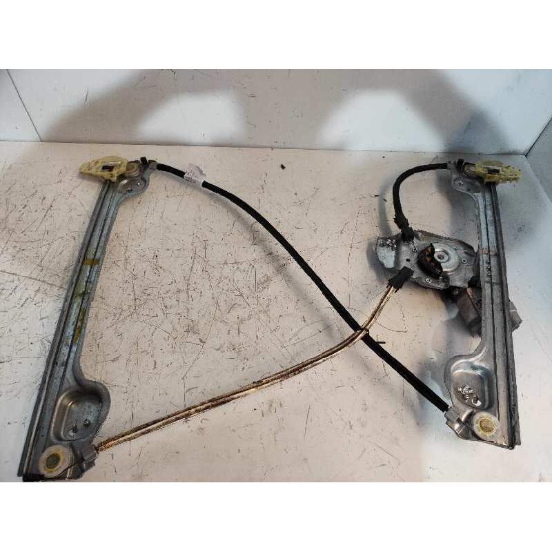 Recambio de elevalunas delantero izquierdo para peugeot 1007 sport referencia OEM IAM  9221R0 