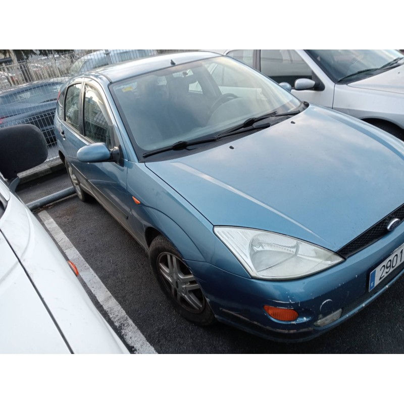 ford focus berlina (cak) del año 2001