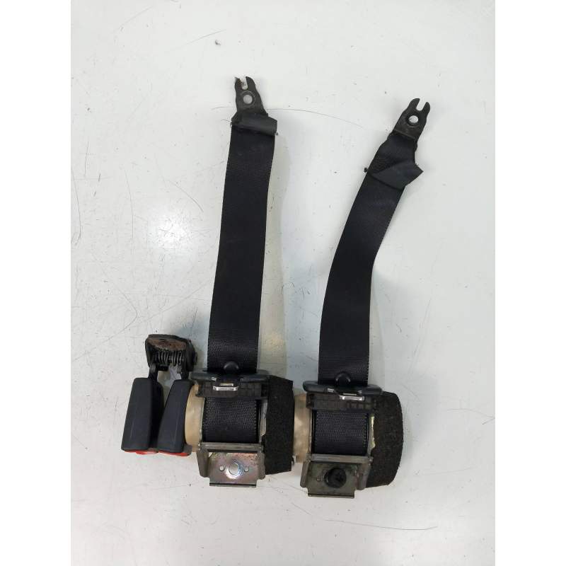 Recambio de juego cinturones trasero para ford focus berlina (cap) trend referencia OEM IAM   4P