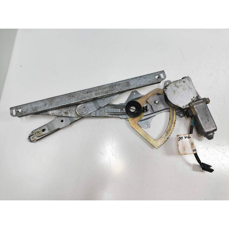 Recambio de elevalunas trasero derecho para ford scorpio referencia OEM IAM 680186404000  4P