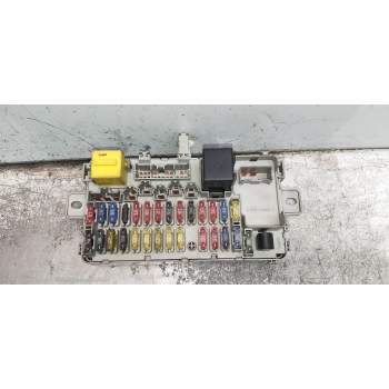 CAJA RELES / FUSIBLES YWC104500 53070107A 