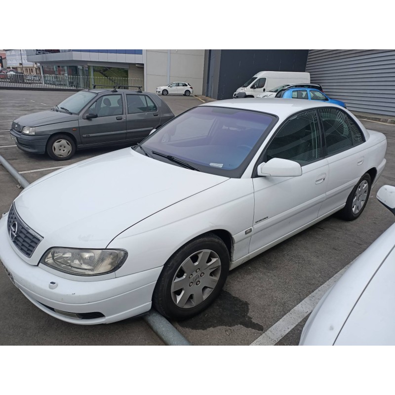 opel omega b del año 2001