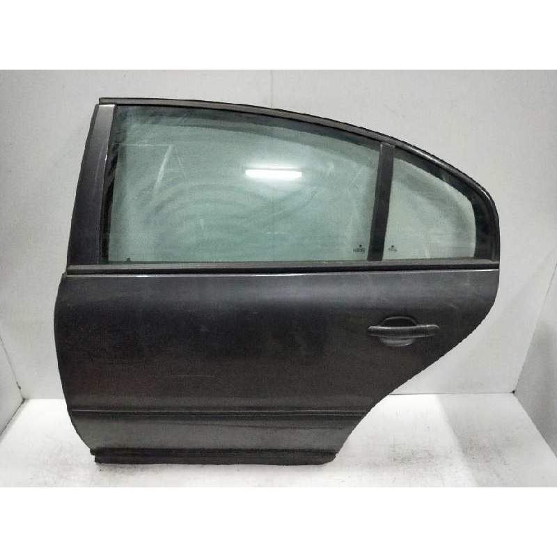 Recambio de puerta trasera izquierda para skoda superb (3u4) 1.9 tdi referencia OEM IAM   