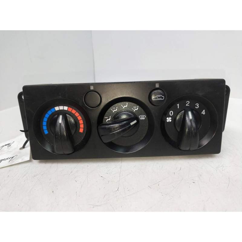 Recambio de mando calefaccion / aire acondicionado para daewoo nubira berlina 1.6 cat referencia OEM IAM 1L050010  