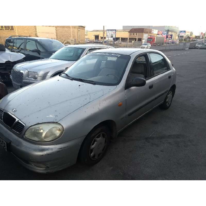 daewoo lanos del año 1999