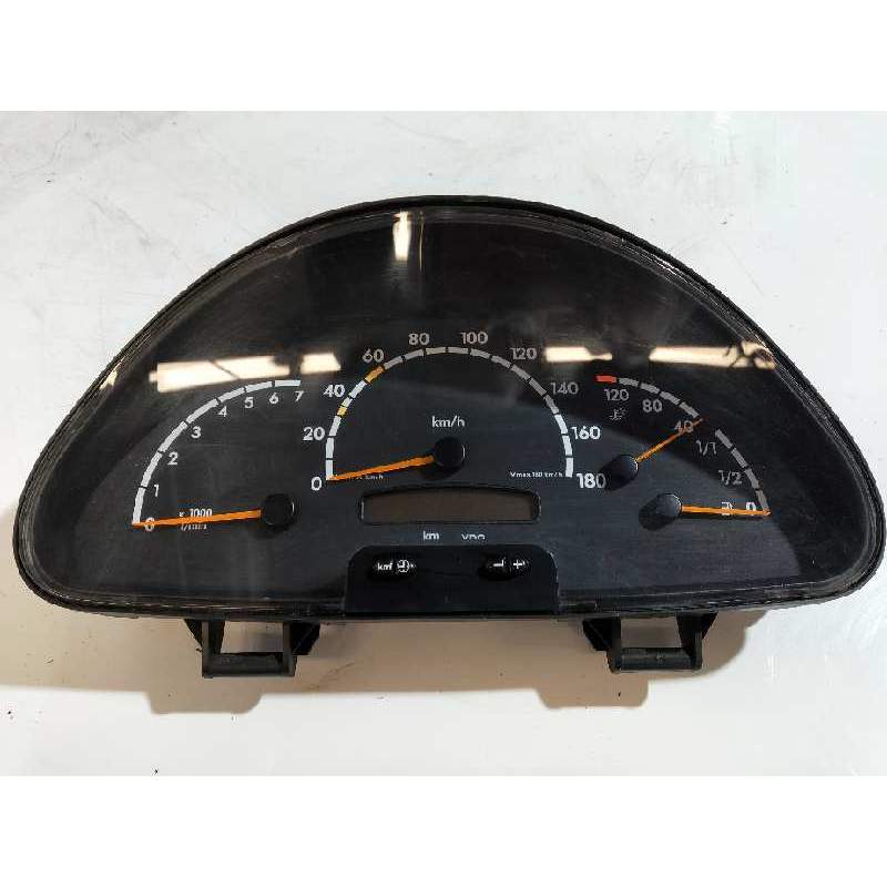 Recambio de cuadro instrumentos para mercedes-benz sprinter 02.00  caja cerrada 411 cdi (904.662) referencia OEM IAM A0014468521
