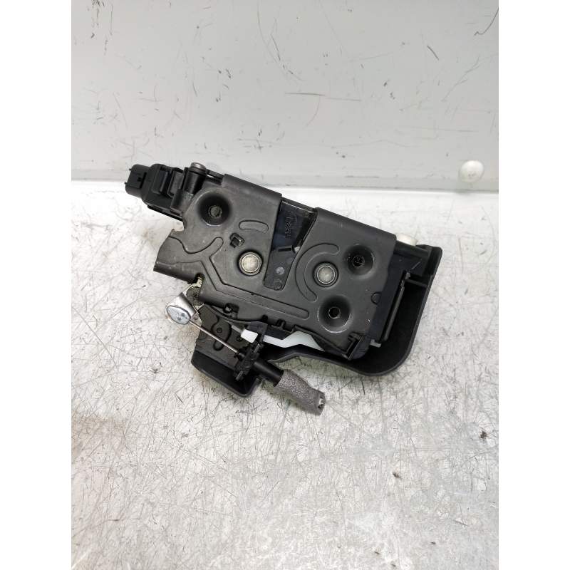 Recambio de motor cierre centralizado trasero derecho para volvo xc60 kinetic 2wd referencia OEM IAM 31253917  5P