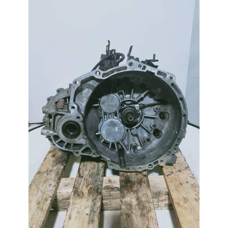 Recambio de caja cambios para kia carnival 2.9 crdi cat referencia OEM IAM Y061110536 4300038050 VQ7 VGT 5V