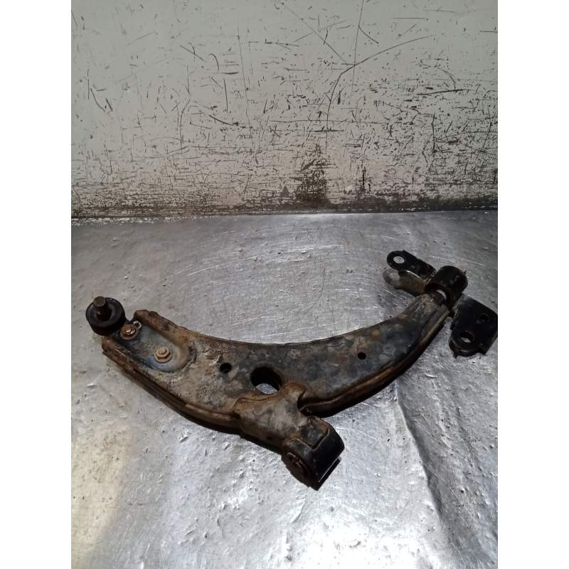 Recambio de brazo suspension inferior delantero derecho para kia sephia sedán (fa) 1.5 i referencia OEM IAM  15G 1996