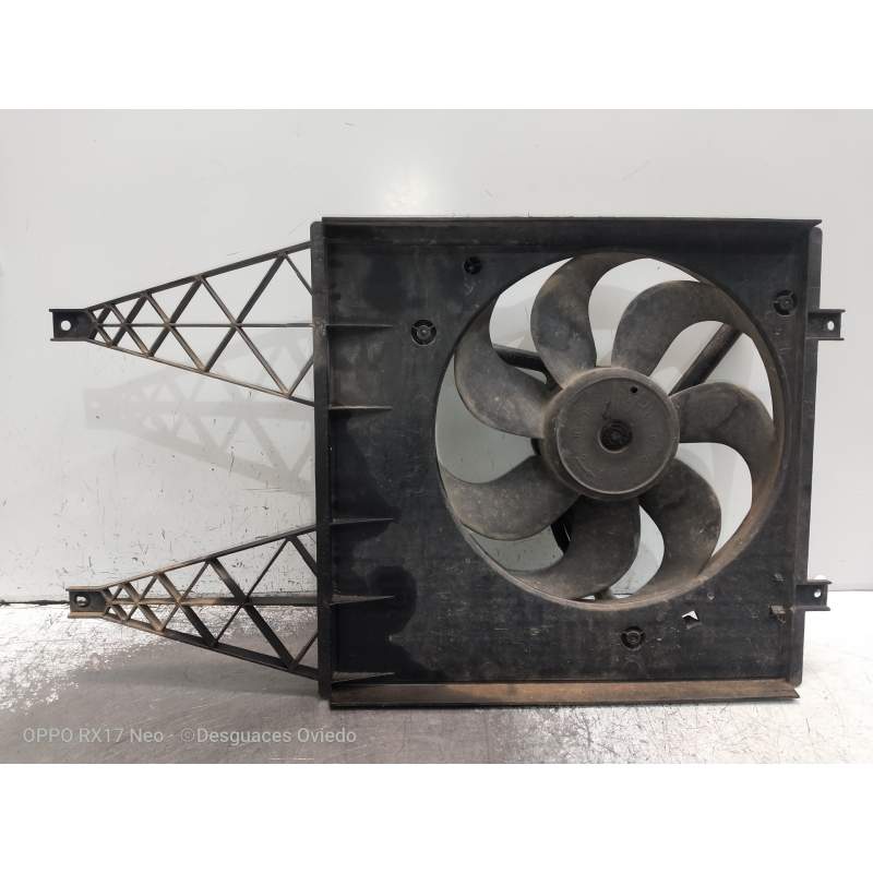 Recambio de electroventilador para volkswagen polo (9n1) conceptline referencia OEM IAM 6Q0121207C  