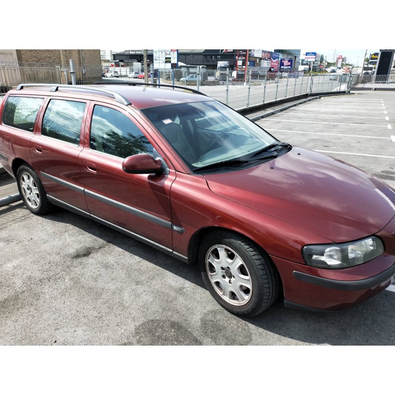 volvo v70 familiar del año 2001