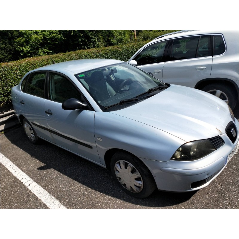 seat cordoba berlina (6l2) del año 2003