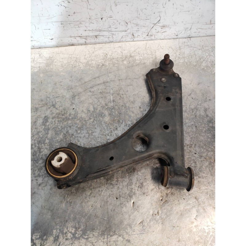 Recambio de brazo suspension inferior delantero izquierdo para alfa romeo mito (145) basis (2016) referencia OEM IAM   