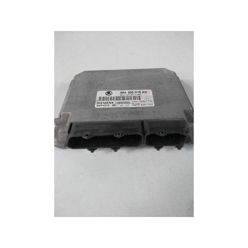 Recambio de centralita motor uce para skoda octavia berlina (1u2) 1.6 referencia OEM IAM 06A906019AN 5WP437406 21A2556