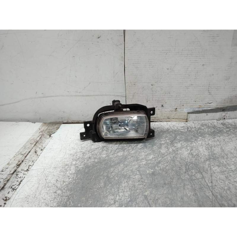 Recambio de faro antiniebla izquierdo para kia carnival ii 2.9 cdri executive referencia OEM IAM   