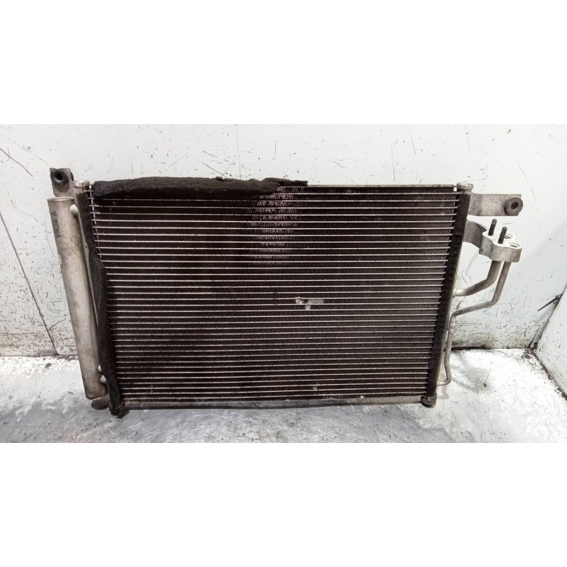 Recambio de condensador / radiador aire acondicionado para hyundai accent (mc) gl crdi referencia OEM IAM 976061E300  