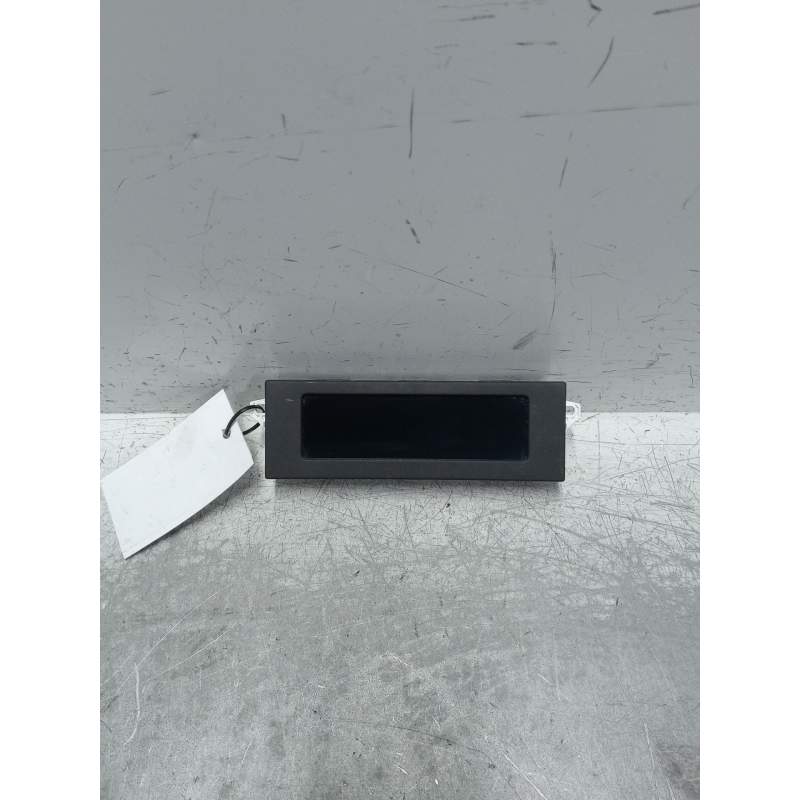 Recambio de pantalla multifuncion para citroën c3 attraction referencia OEM IAM 98010699XT NS143232 2009